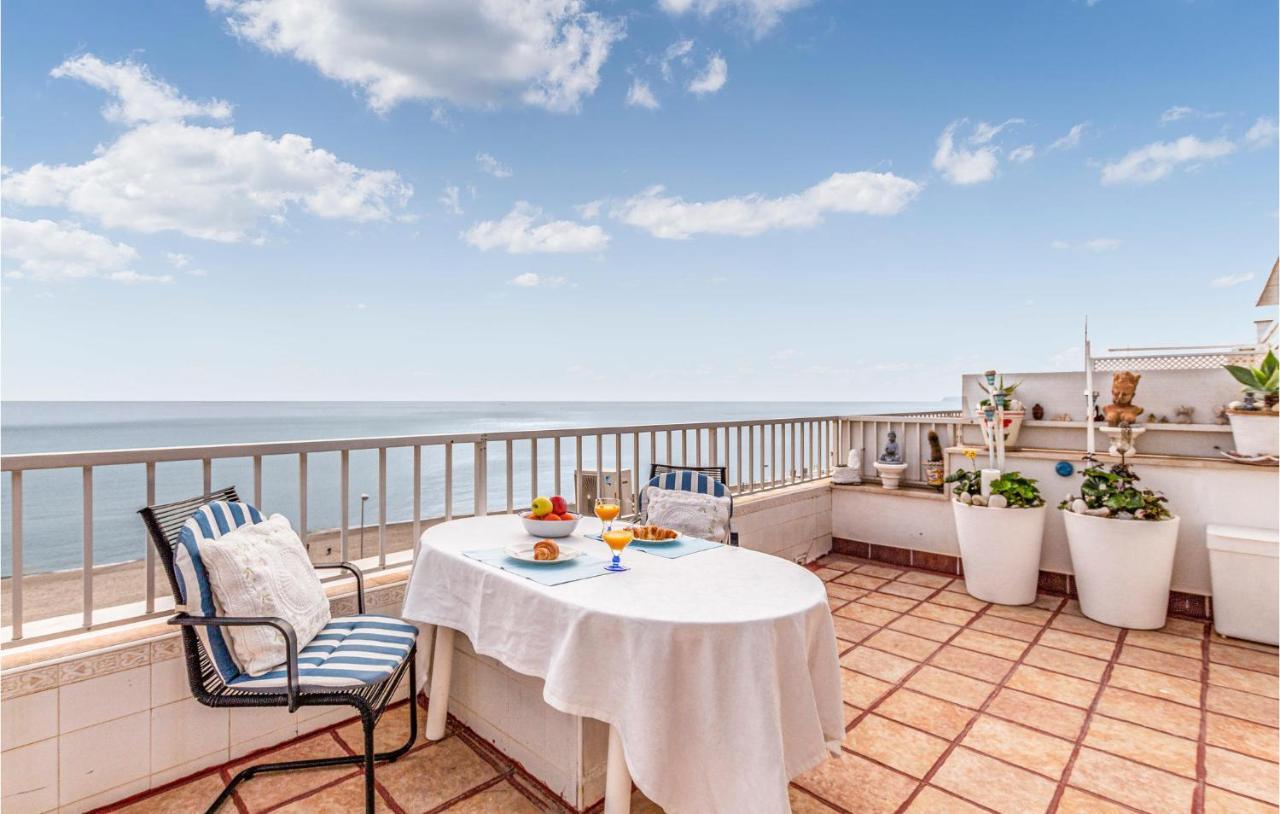 Cozy Apartment In Benalmadena With House Sea View Zewnętrze zdjęcie