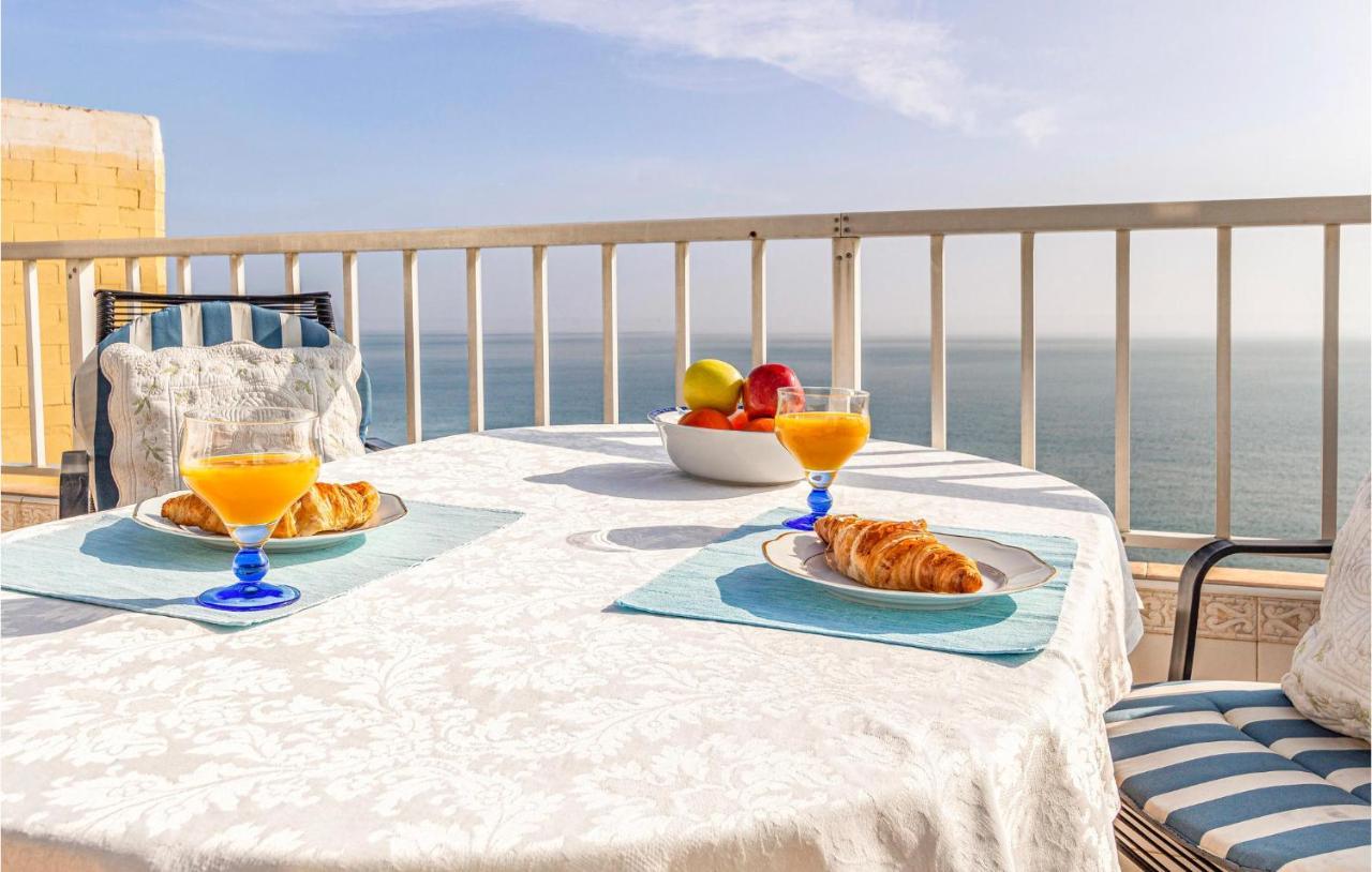 Cozy Apartment In Benalmadena With House Sea View Zewnętrze zdjęcie